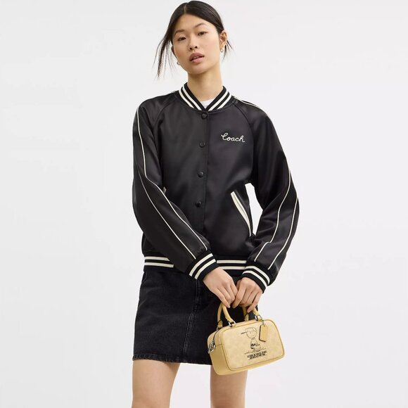 ❤️🐶Coach X Peanuts Satchel Crossbody Bag In Signature Canvas With Charlie Brown - Picture 5 of 9